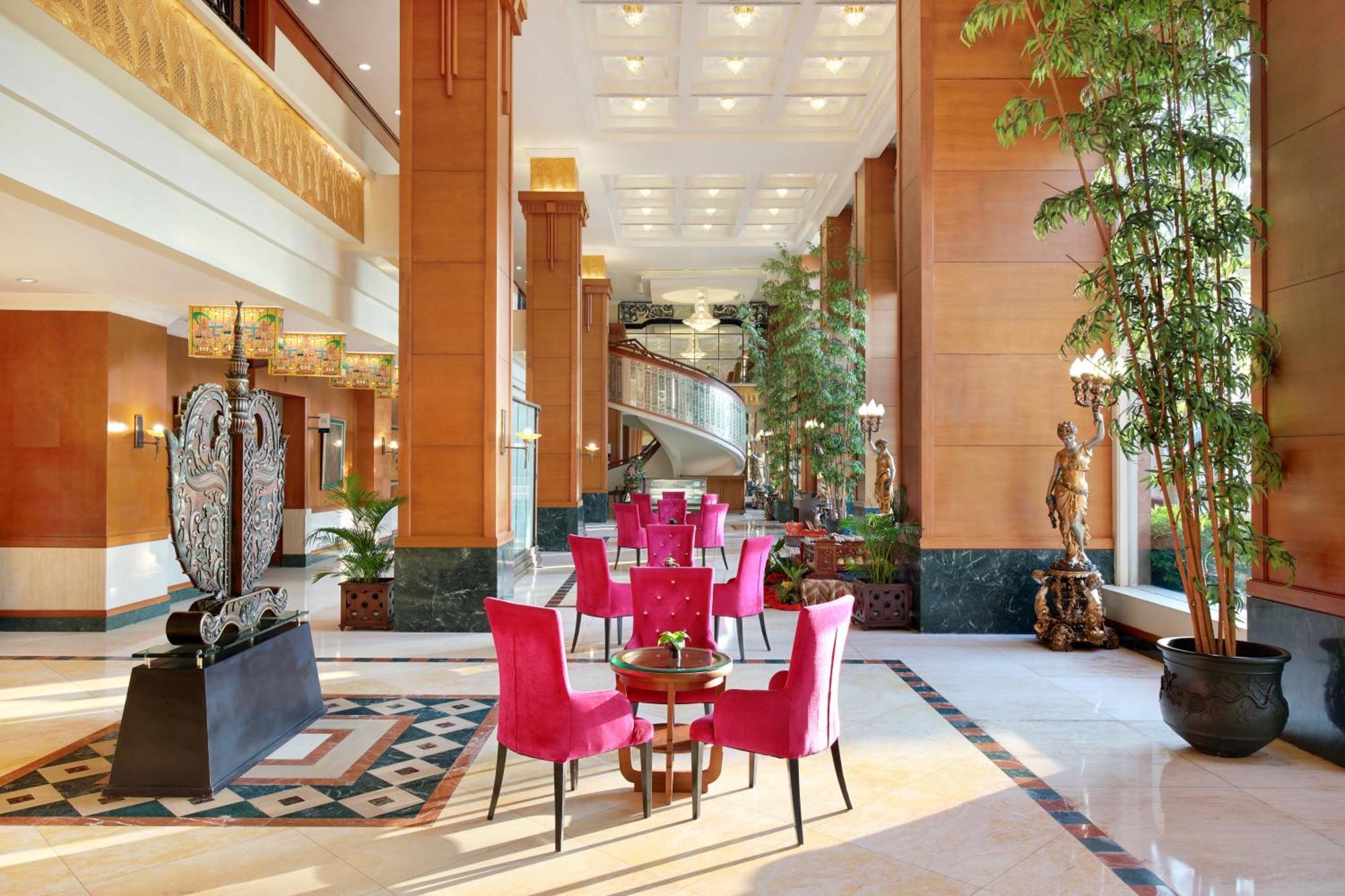Novotel Solo Exterior foto